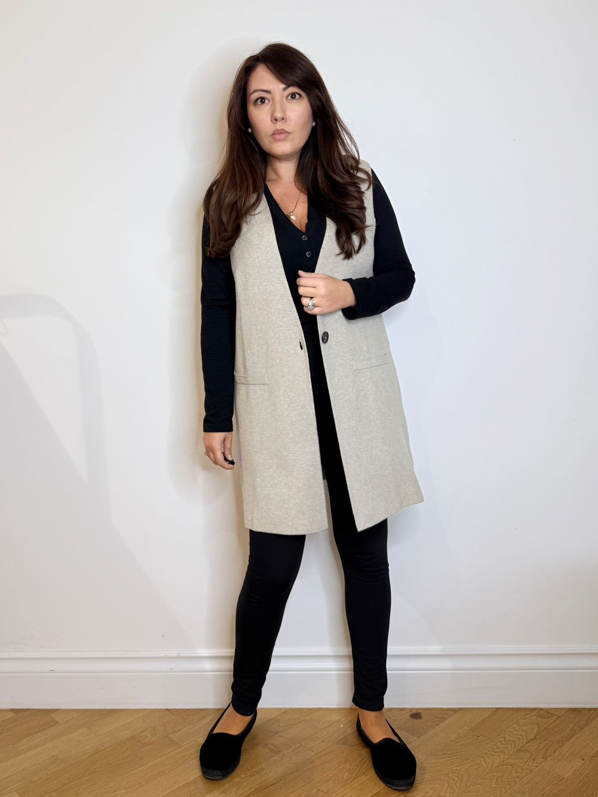 Gilet lungo in maglia sabbia