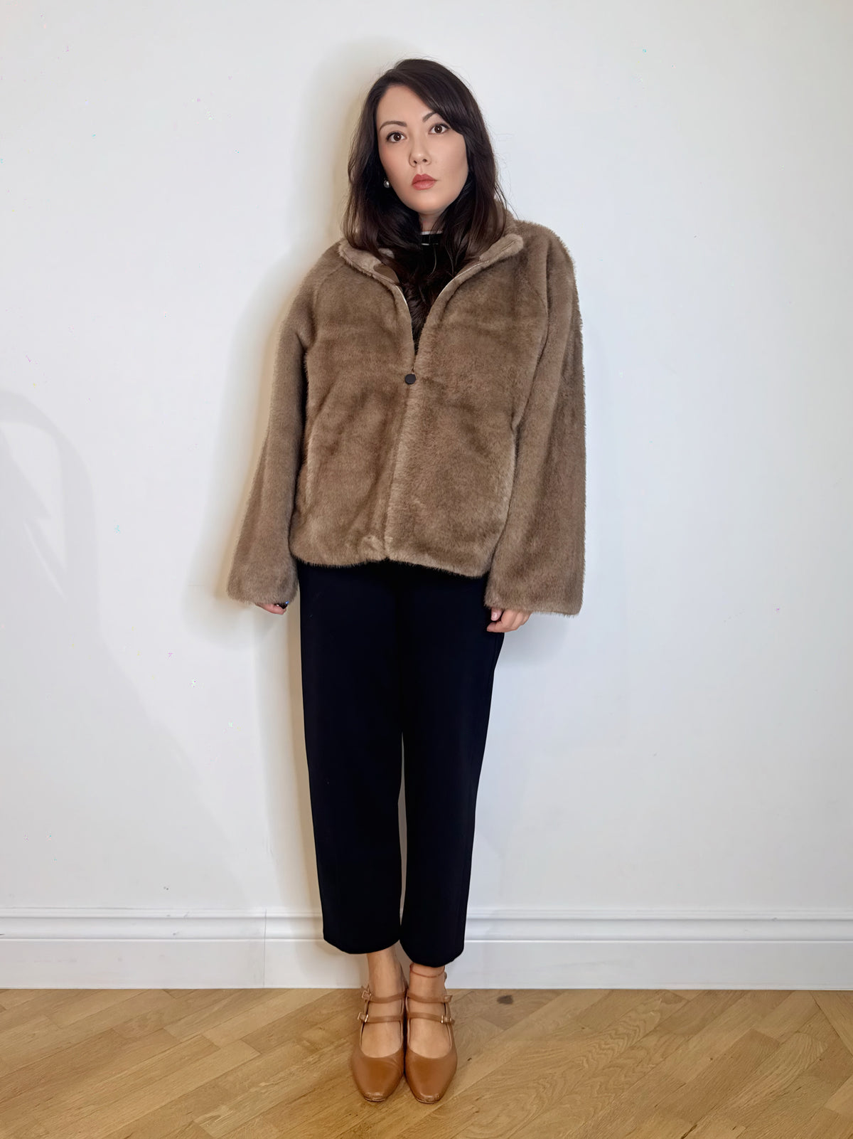 Eco pelliccia corta nocciola con zip