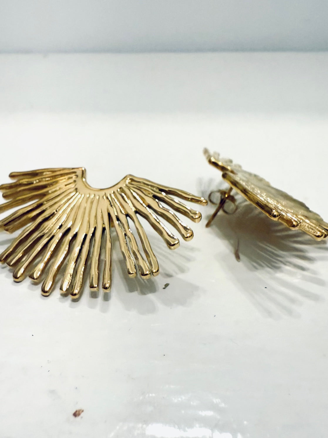 Orecchini Cleopatra placcati in oro 18kt