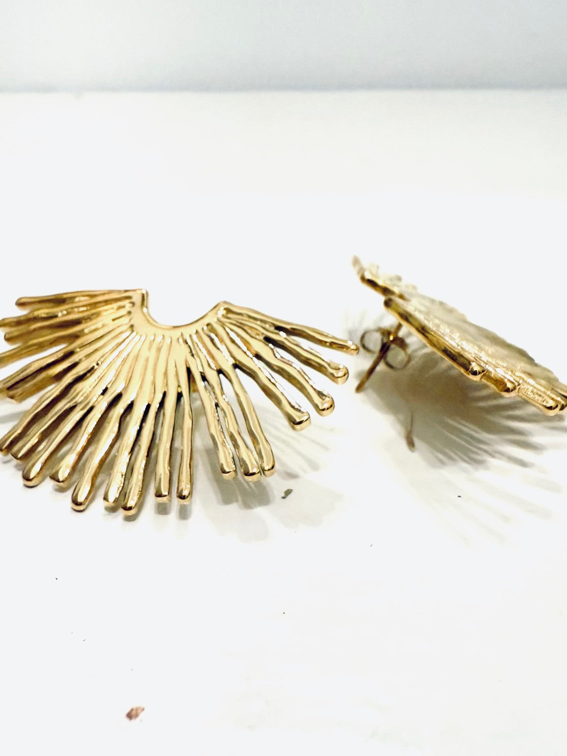 Orecchini Cleopatra placcati in oro 18kt